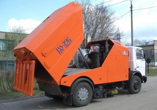 Вакуумная подметально-уборочная машина Услуги подметальной машины КО-326 для уборки улиц взять в аренду, заказать, цены, услуги - Новосибирск