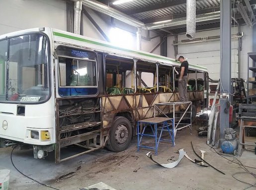 Ремонт автобусов, замена стекол, ремонт кузова стоимость ремонта и где отремонтировать - Новосибирск