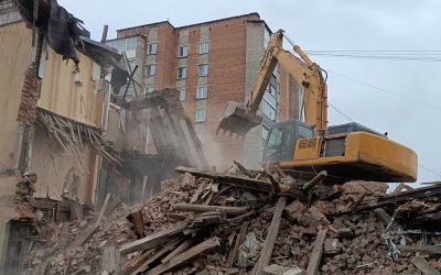 Промышленный снос и демонтаж зданий спецтехникой - Новосибирск, цены, предложения специалистов