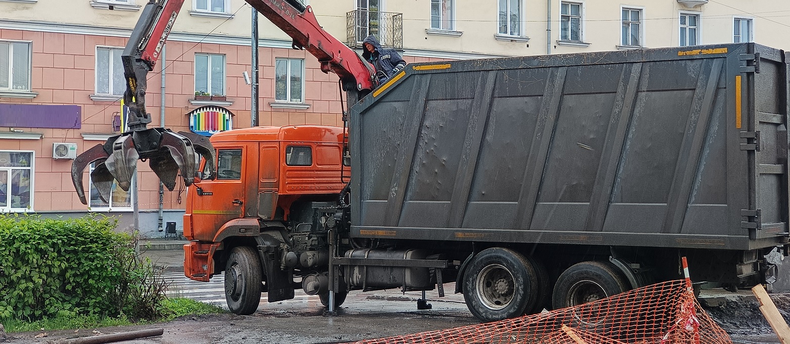 Продажа ломовозов в Новосибирской области