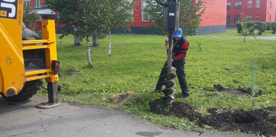 Услуги по бурению грунта под столбы и фундамент в Новосибирской области